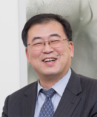 藤新成信・日章工業株式会社